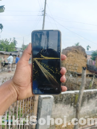 realme narzo 50